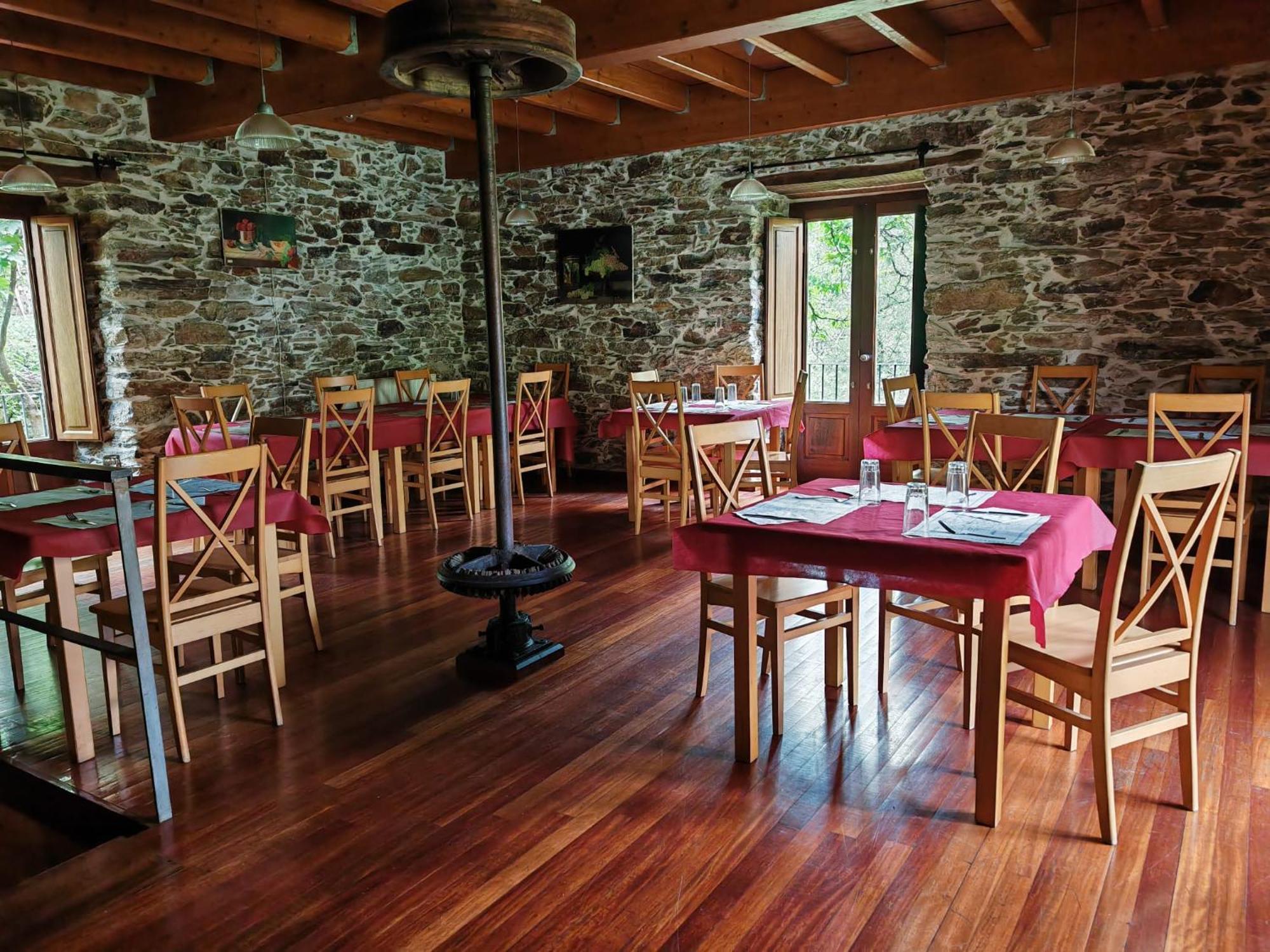 Acea Do Bubal Guest House Os Peares Exterior photo
