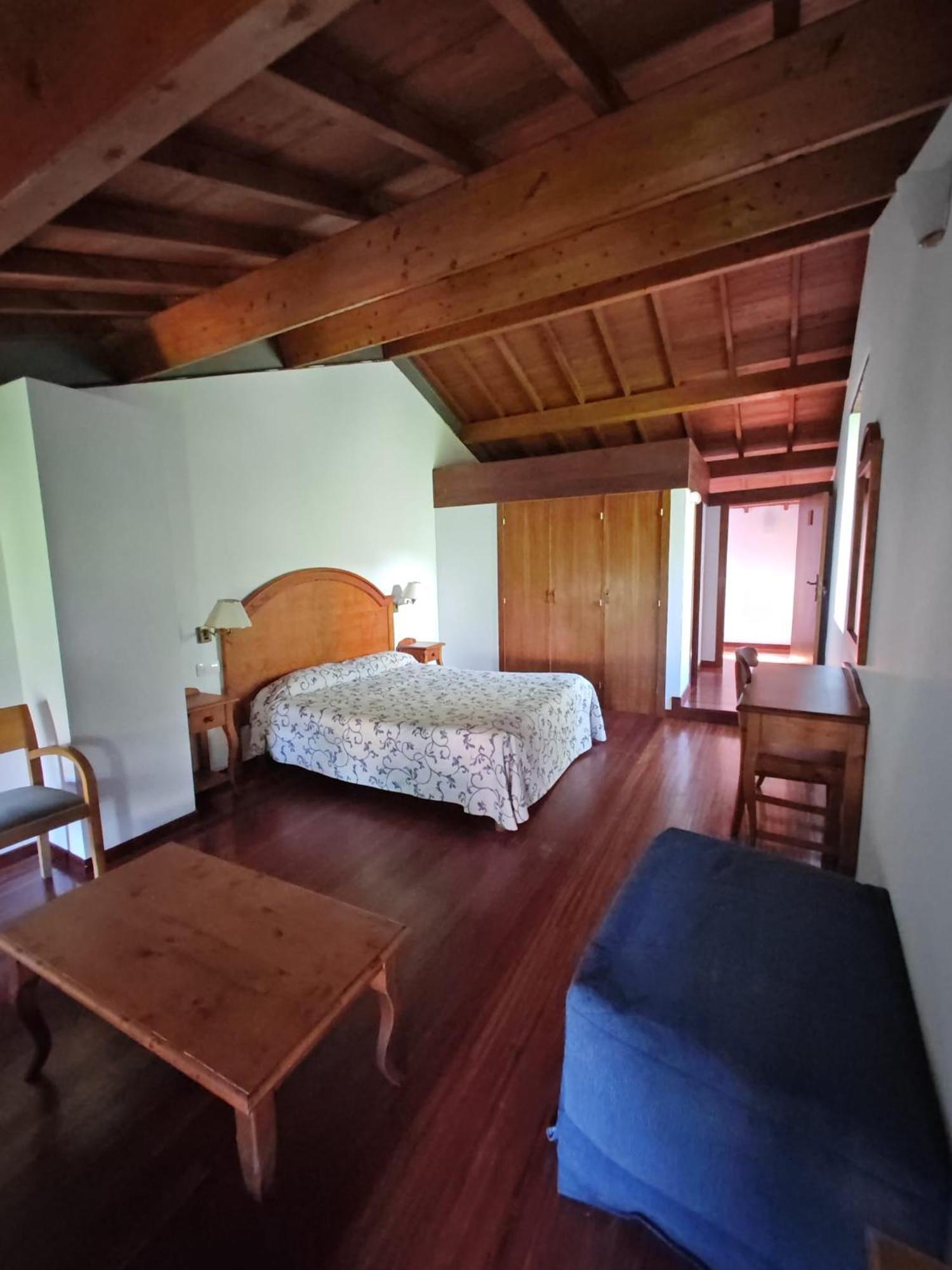 Acea Do Bubal Guest House Os Peares Exterior photo